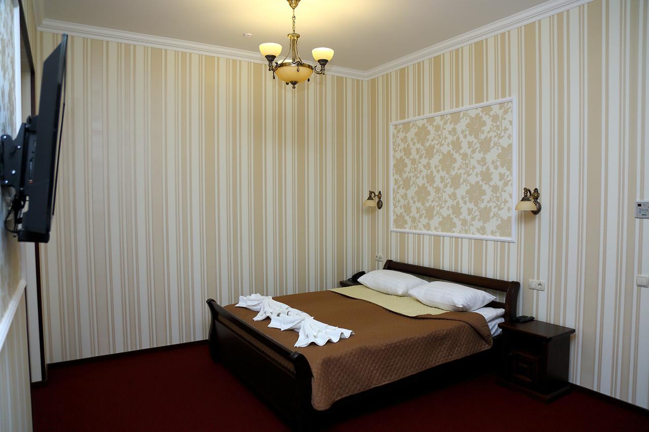 Best Hotel And Restaurant Complex Dunaivtsi Zimmer foto